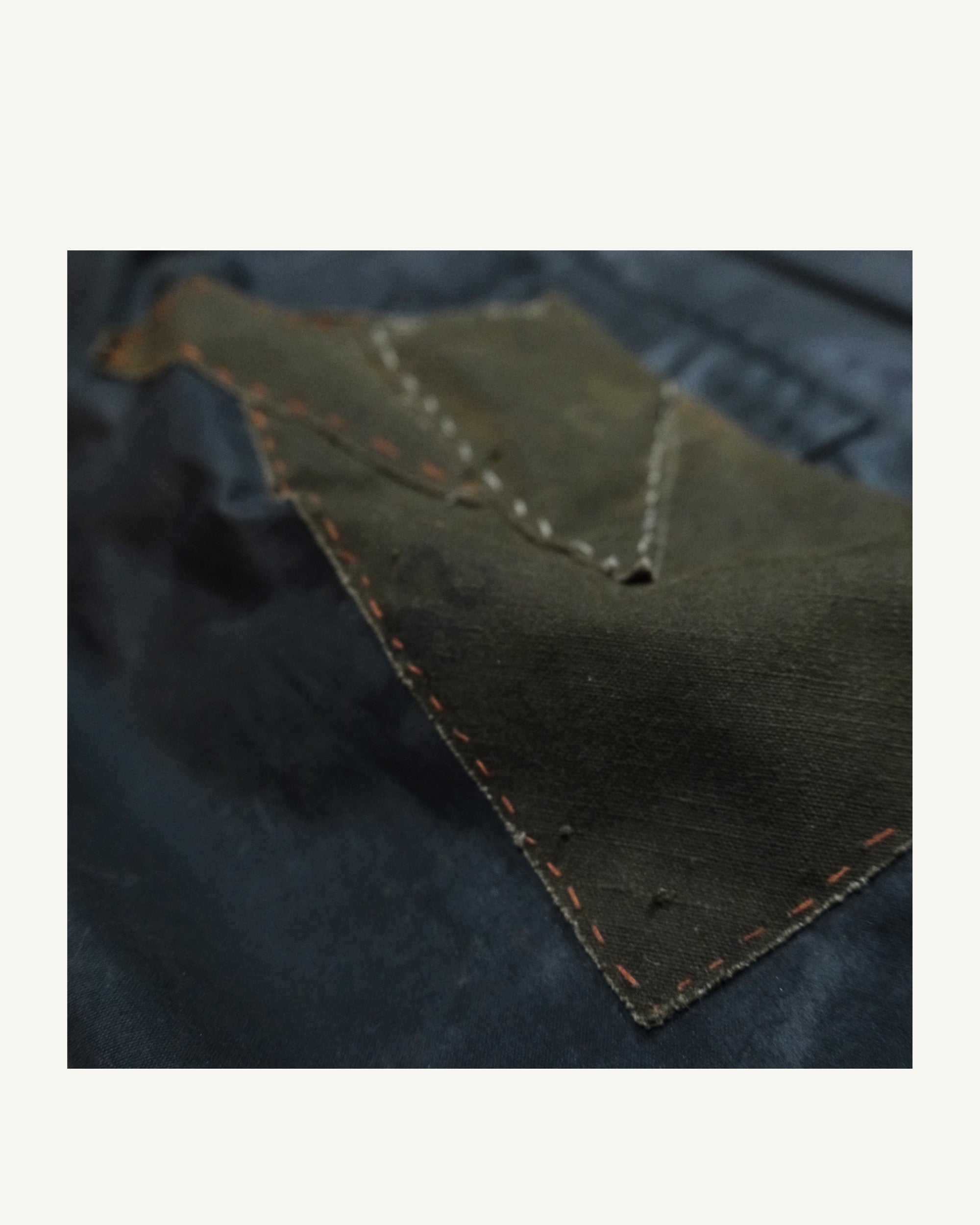 Barbour Bedale Navy Upcycled con Tessuto da Poncho WWII | PHENOMENA