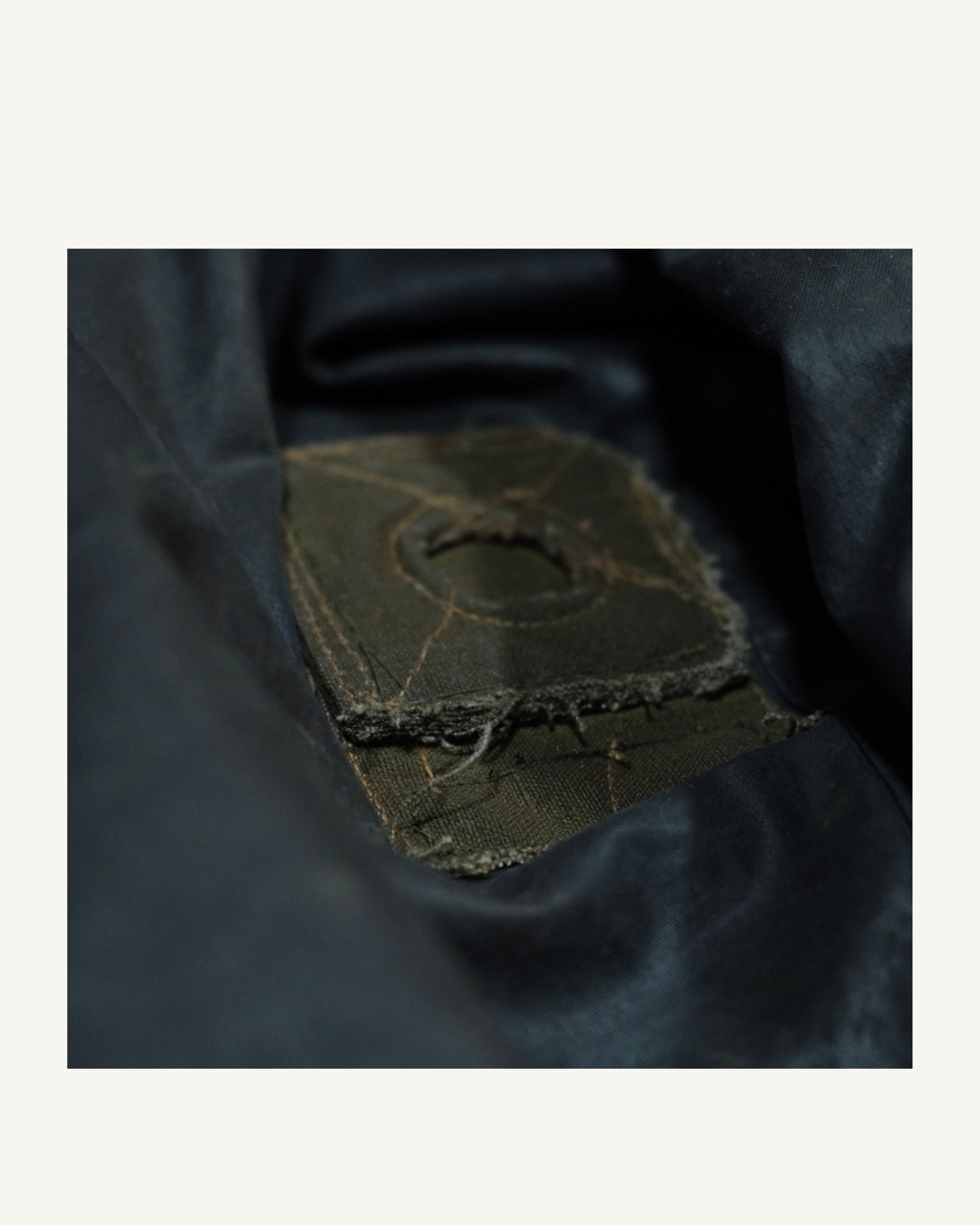 Barbour Bedale Navy Upcycled con Tessuto da Poncho WWII | PHENOMENA