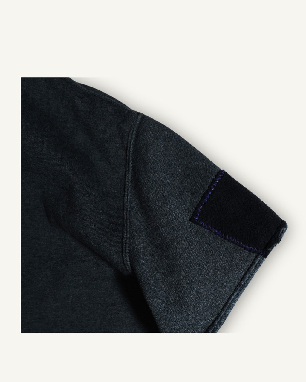 PHENOMENA SUPPLY N.5 — Carhartt Sweatshirt Upcycled