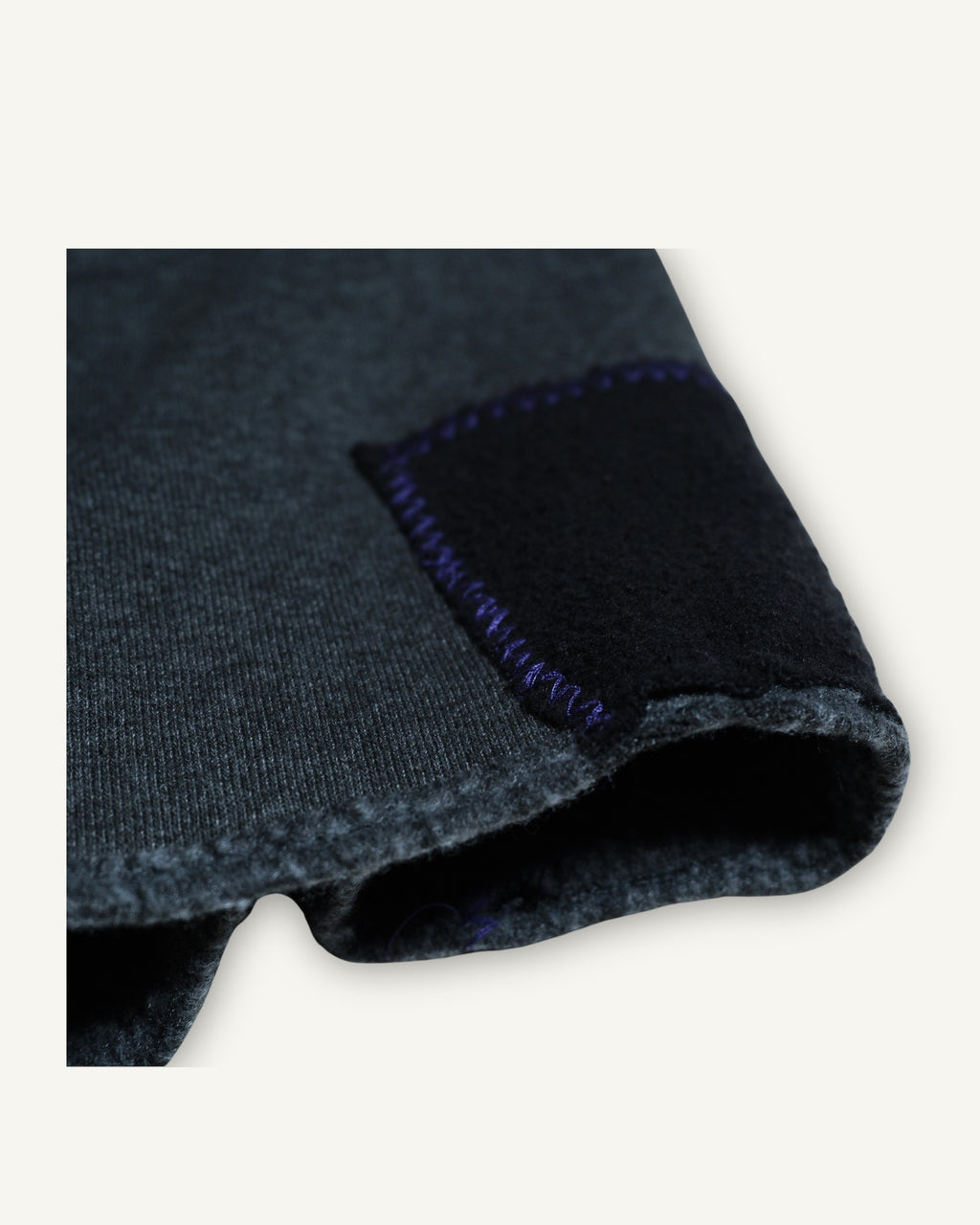PHENOMENA SUPPLY N.5 — Carhartt Sweatshirt Upcycled