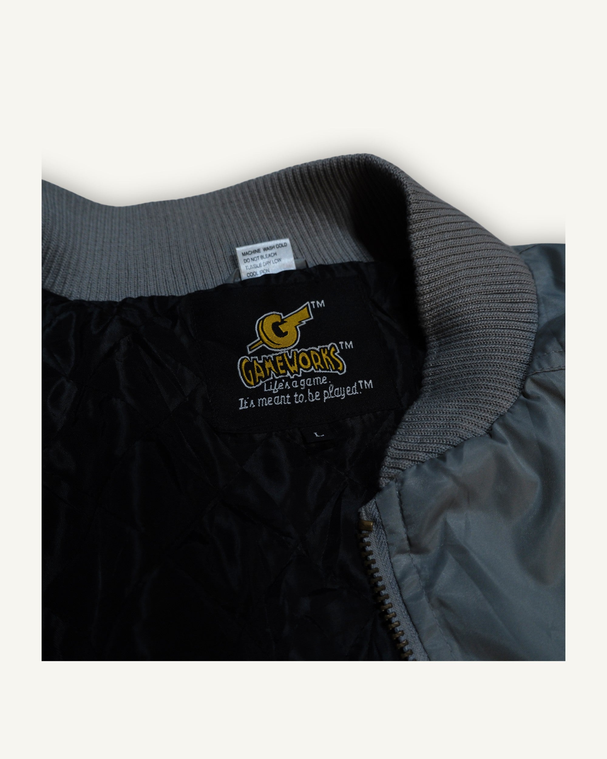 Gameworks Bomber in Nylon con Ricami