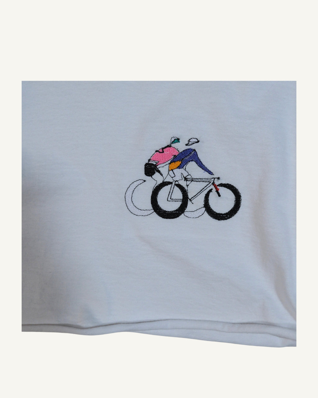 T-shirt cropped PHENOMENA bianca con ricamo cycling